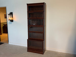 Set van Globe Wernicke boekenkast, stapelbaar, mahoniehout