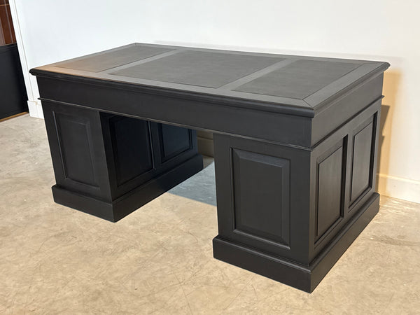 Vintage bureau, zwart, klassiek Engels bureau, mahoniehout , zwart leer, 702