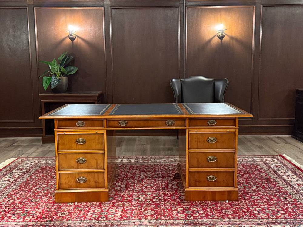 Bureau vintage, Heldense, 668