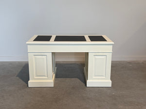 Vintage bureau, wit, klassiek Engels bureau, mahoniehout, zwart leer, 704