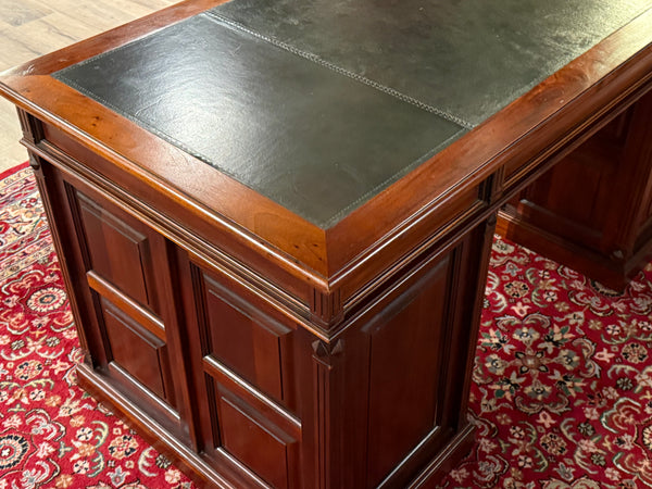 Bureau vintage, bureau anglais classique, acajou, cuir marron, 652