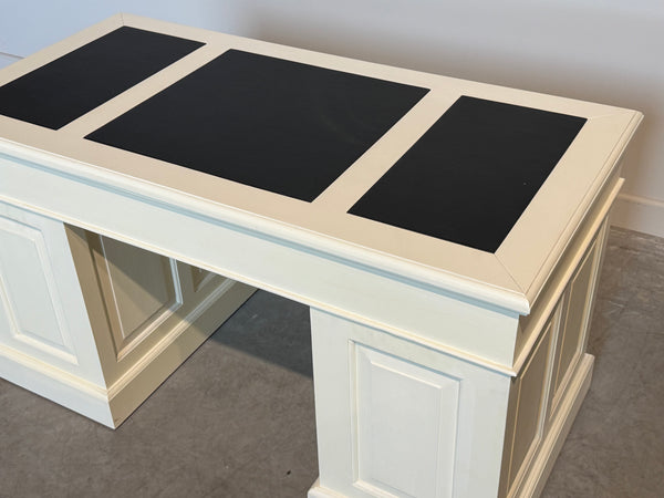 Vintage bureau, wit, klassiek Engels bureau, mahoniehout, zwart leer, 704