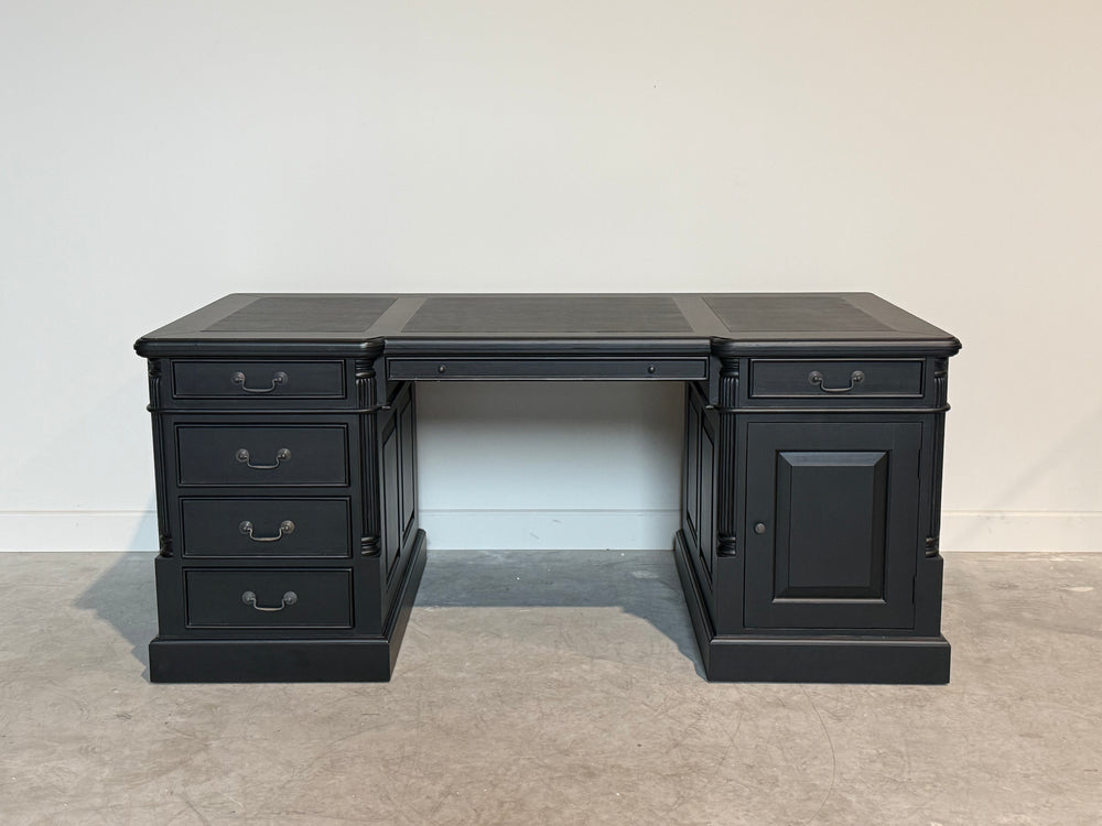 Vintage bureau, zwart, klassiek Engels bureau, mahoniehout, zwart leer, 705