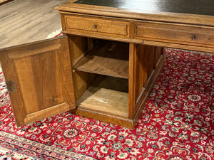 Vintage bureau, Antiek Engels bureau, eikenhout, groen leer, 661