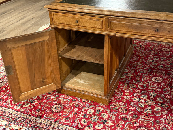 Vintage bureau, Antiek Engels bureau, eikenhout, groen leer, 661