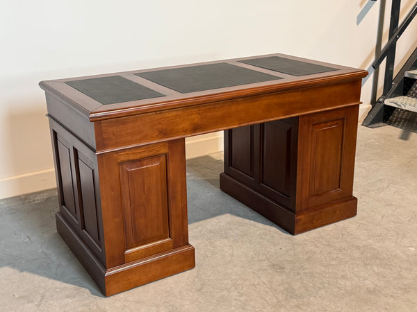 Vintage bureau, klassiek Engels bureau, mahoniehout, zwart leer, 706