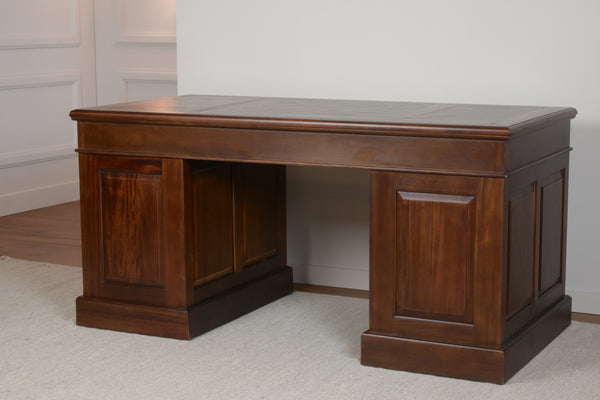 Regent 160x80 Walnoot, klassiek Engels bureau, massief mahoniehout