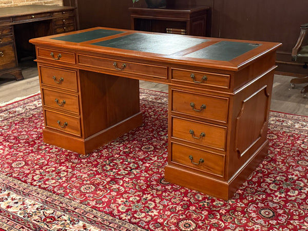 Bureau vintage, bureau anglais classique, acajou, cuir vert, 692