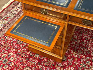 Vintage bureau, Heldense, 668