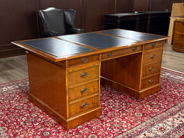Vintage bureau, Heldense, 668
