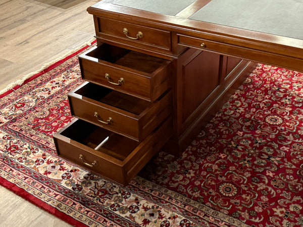 Vintage-Schreibtisch, Partner-Schreibtisch, klassischer englischer Schreibtisch, Mahagoni, grünes Leder, 638