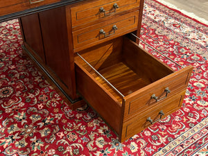 Vintage bureau, klassiek Engels bureau, mahoniehout, 580
