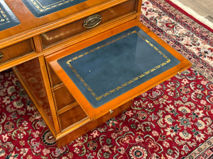 Vintage bureau, Heldense, 668
