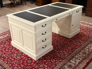 Vintage-Schreibtisch, weiß, klassischer englischer Schreibtisch, Mahagoni, schwarzes Leder, 639