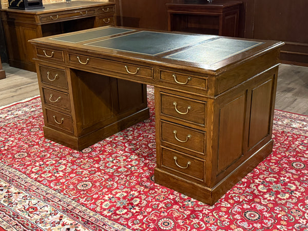 Vintage bureau, klassiek Engels bureau, eikenhout, groen leer, 600