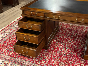 Bureau vintage, bureau anglais classique, acajou, cuir bleu marine, 646