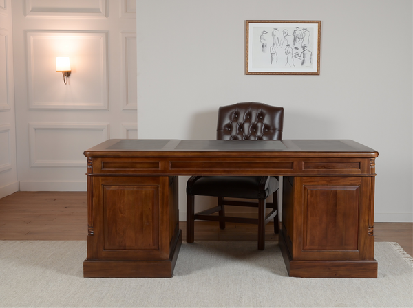 Pillar 180x90 Walnoot, klassiek Engels bureau, massief mahoniehout