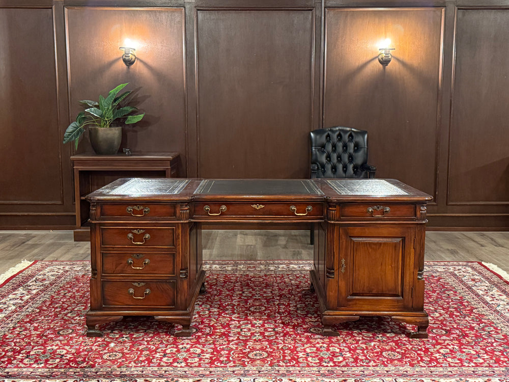 Vintage bureau, partnerdesk, klassiek Engels bureau, mahoniehout, zwart leer, 582