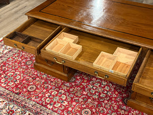 Vintage bureau, klassiek Engels bureau, Eichholtz, eikenhout, 625