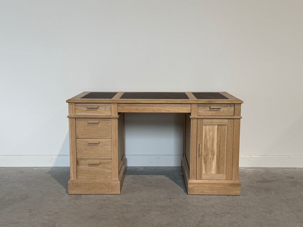 Vintage bureau, klassiek bureau, eikenhout, bruin leer, 708