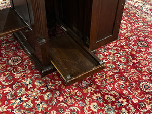 Vintage bureau, klassiek Engels bureau, mahoniehout, groen leer, 630