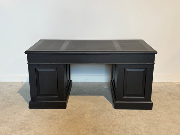 Vintage bureau, zwart, klassiek Engels bureau, mahoniehout , zwart leer, 702