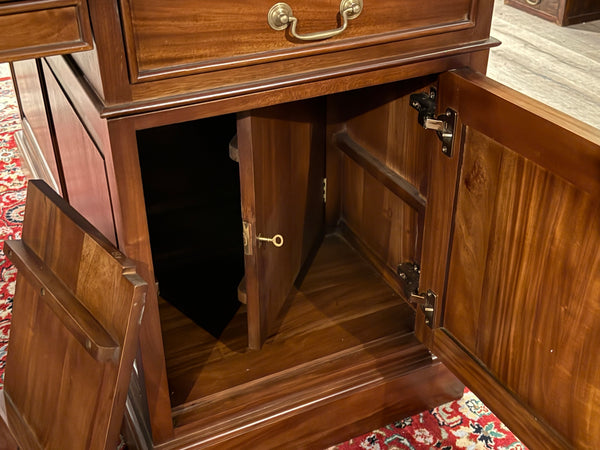 Vintage-Schreibtisch, Partner-Schreibtisch, klassischer englischer Schreibtisch, Mahagoni, grünes Leder, 638