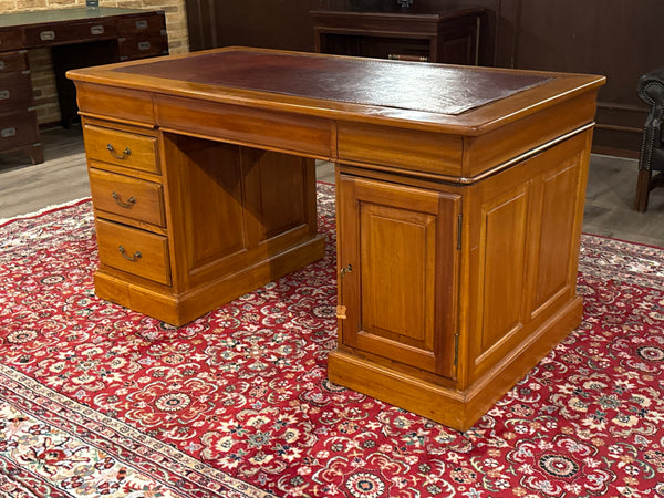 Vintage bureau, klassiek Engels bureau, mahoniehout, rood leer, 628