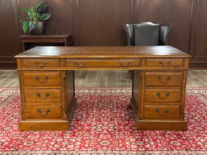 Vintage bureau, klassiek Engels bureau, Eichholtz, eikenhout, 662
