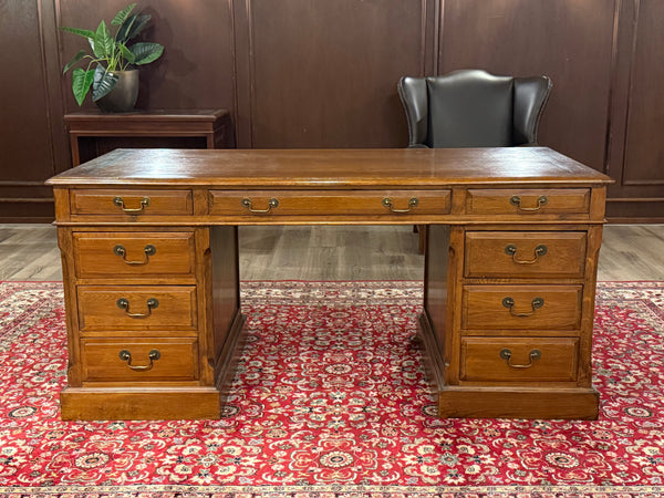 Vintage bureau, klassiek Engels bureau, Eichholtz, eikenhout, 662
