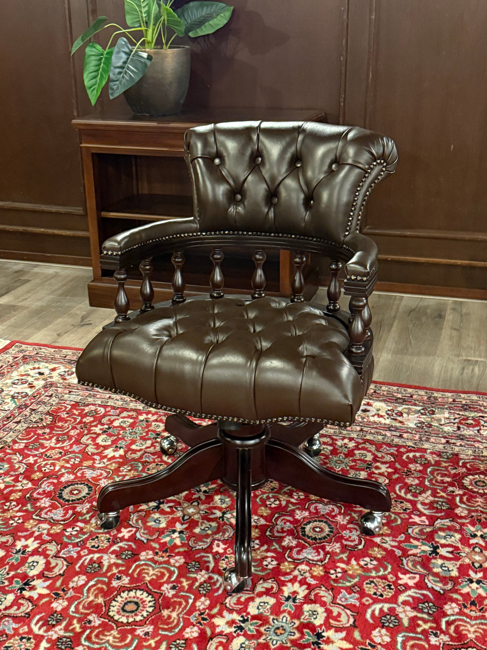 Vintage-Sessel, Chesterfield, Mahagoni, braunes Leder, 109