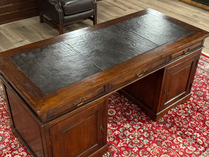 Vintage bureau, klassiek Engels bureau, teakhout, bruin leer, 660