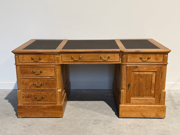 Vintage bureau, klassiek Engels bureau, teakhout, bruin leer, 690