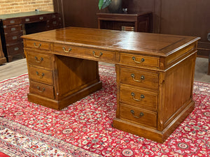 Vintage bureau, klassiek Engels bureau, Eichholtz, eikenhout, 625