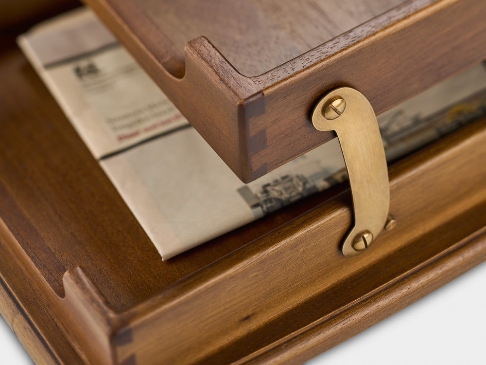 Boîte à lettres en bois de mahogany Walnut