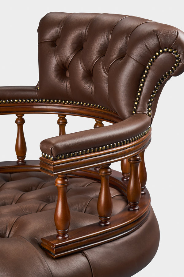 Captain's Chair Peru - Chesterfield