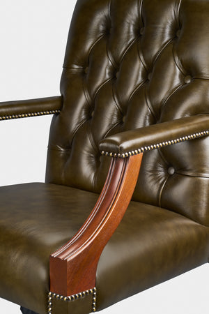 Gainsborough Chair Olijfgroen - Chesterfield