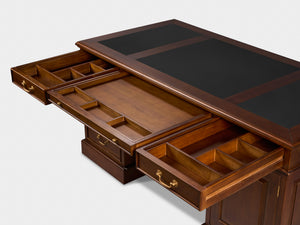 Regent 160x80 Amber, klassiek Engels bureau, massief mahoniehout