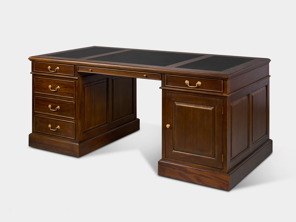 Regent 180x90 Walnoot, klassiek Engels bureau, massief mahoniehout