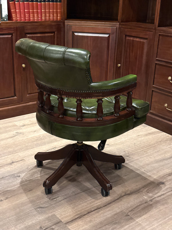 Vintage stoel, mahoniehout , groen leer, 101