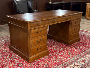 Vintage bureau, klassiek Engels bureau, Eichholtz, eikenhout, 662