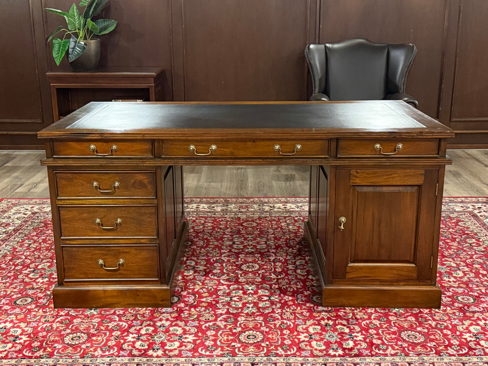 Bureau vintage, bureau anglais classique, acajou, cuir bleu marine, 646