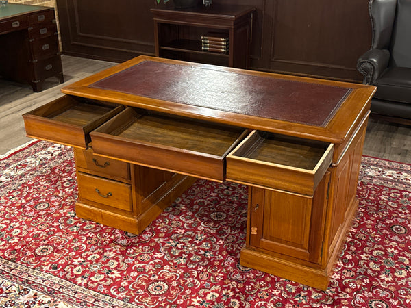 Vintage bureau, klassiek Engels bureau, mahoniehout, rood leer, 628