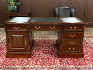 Vintage-Schreibtisch, Partnerdesk, klassischer englischer Schreibtisch, Mahagoni, grünes Leder, 653