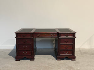 Vintage bureau, klassiek Engels bureau, mahoniehout, zwart leer, 688