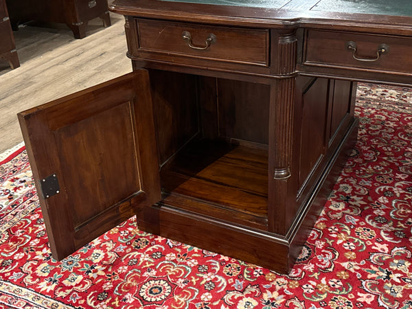 Vintage bureau, partnerdesk, klassiek Engels bureau, mahoniehout, groen leer, 616