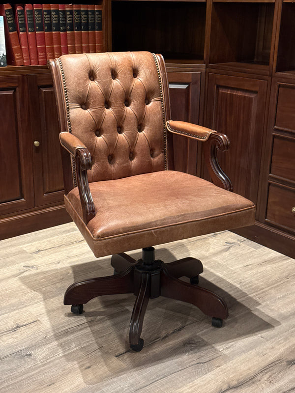 Vintage stoel, mahoniehout, lichtbruin leer, 102