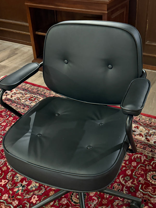 Vintage stoel, Zwart leer, 127