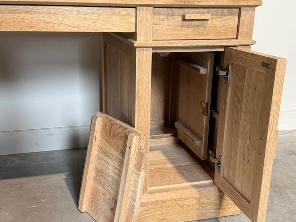 Vintage bureau, klassiek bureau, eikenhout, bruin leer, 708