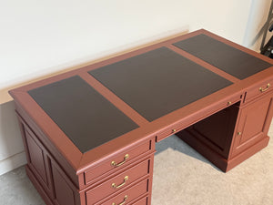 Vintage bureau, klassiek Engels bureau, mahoniehout, bruin leer, 709